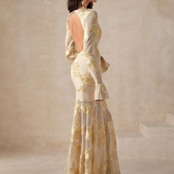 Apricot Elegant Women's Floral Embroidered Backless Fishtail Dress - Picture 5 of 6